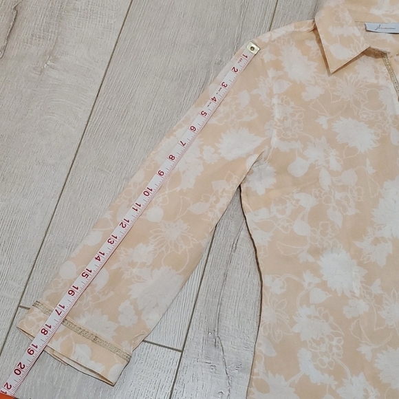 JH Collectibles Button Down Blouse, Sz M, Cream-Peach/White, 3/4 Sleeve, Cotton - Picture 7 of 10